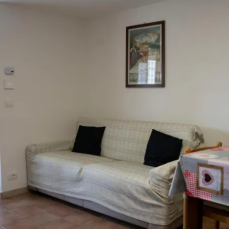 Apartment La Dimora Delle Alpi *